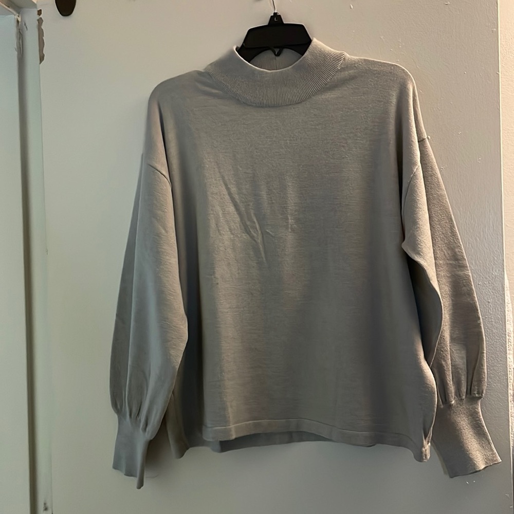 NWOT Lascana Victoria Secret never worn light weight sweater